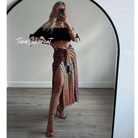 BLOGGER'S FAVE! Zara Printed Midi Skirt Sz Small NWT - Picture 7 of 17